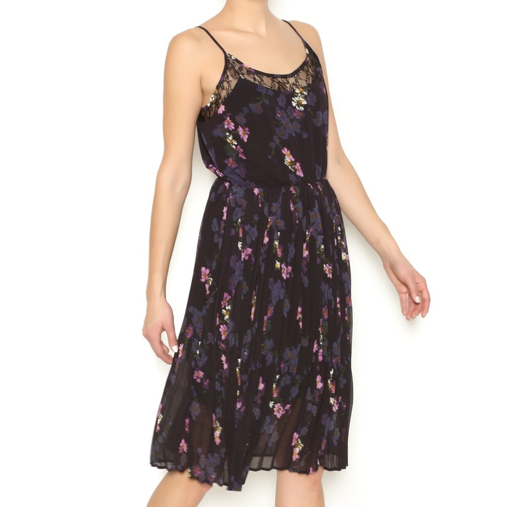 Dex Medium Pleated Lace Floral Adjustable Strap Dress